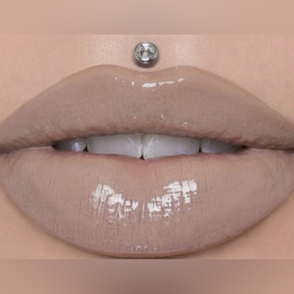 SILK ROPE Jeffree Star The Gloss. New in box. Discontinued - Picture 1 of 3